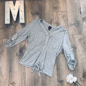 🎀4/$15🎀 2b Bebe Front Tie Top